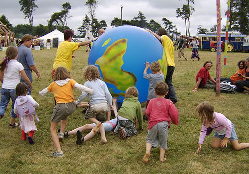 kids_with_earth_at_big_green_gathering_by_gavinandrewstewart.jpg